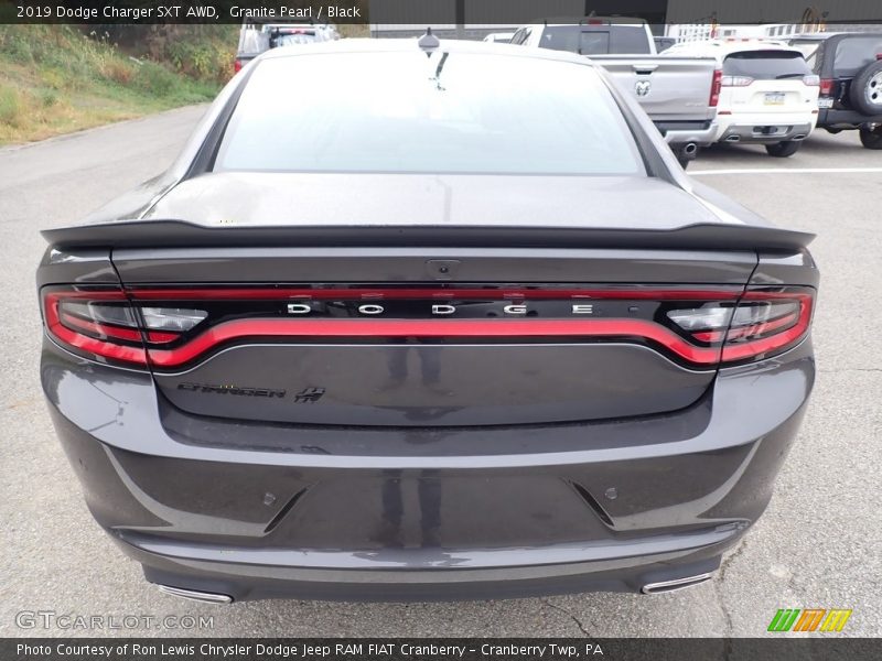 Granite Pearl / Black 2019 Dodge Charger SXT AWD