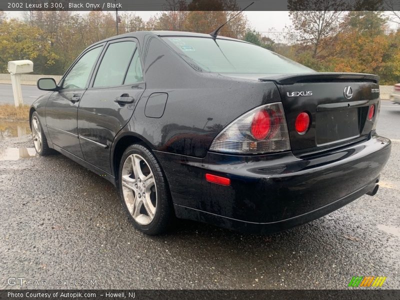 Black Onyx / Black 2002 Lexus IS 300