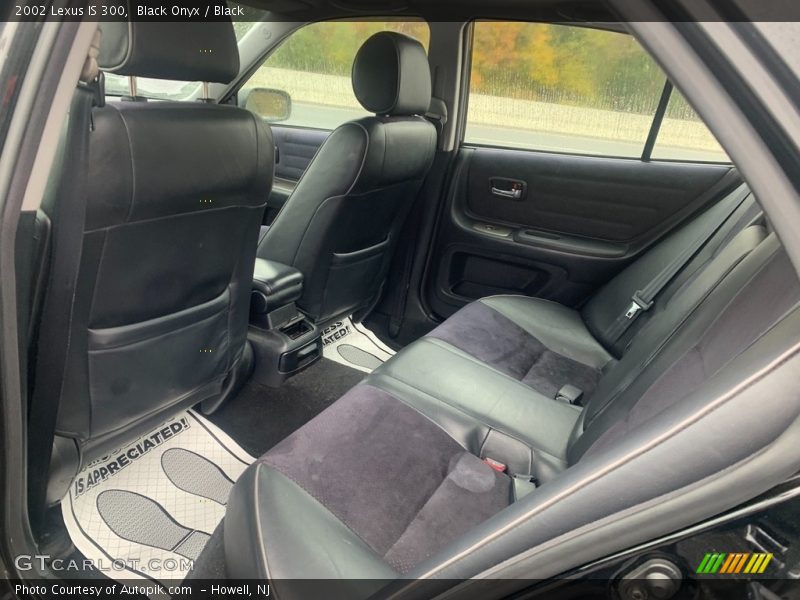 Black Onyx / Black 2002 Lexus IS 300