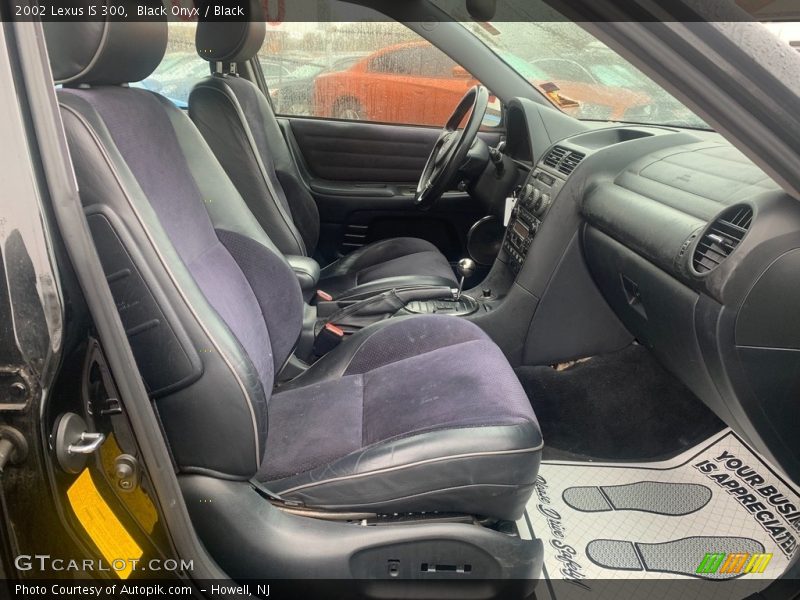 Black Onyx / Black 2002 Lexus IS 300