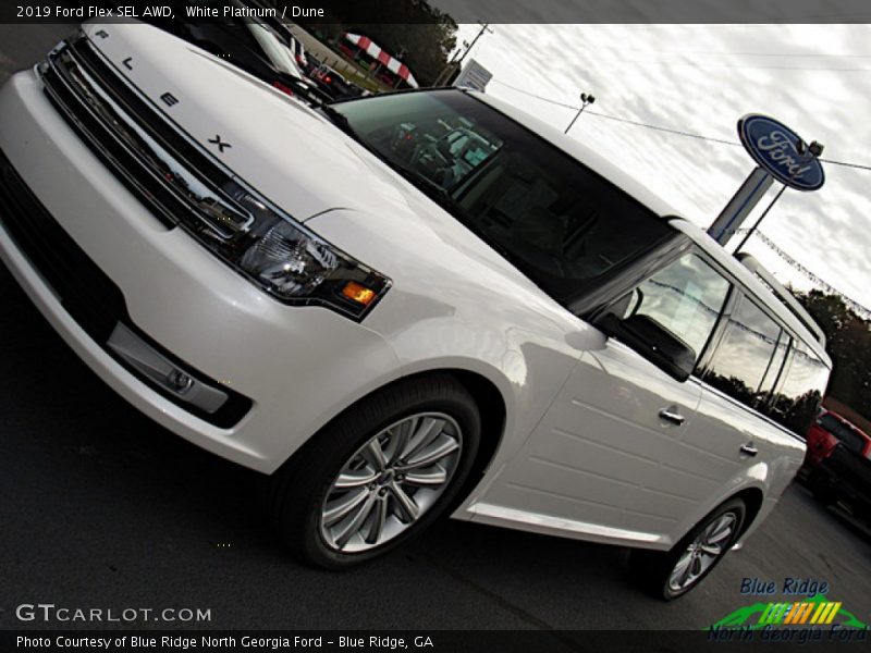 White Platinum / Dune 2019 Ford Flex SEL AWD