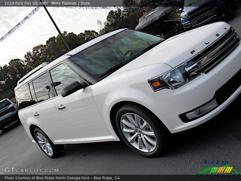 White Platinum / Dune 2019 Ford Flex SEL AWD