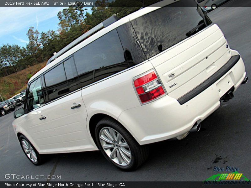 White Platinum / Dune 2019 Ford Flex SEL AWD