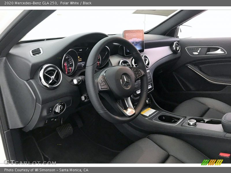 Polar White / Black 2020 Mercedes-Benz GLA 250