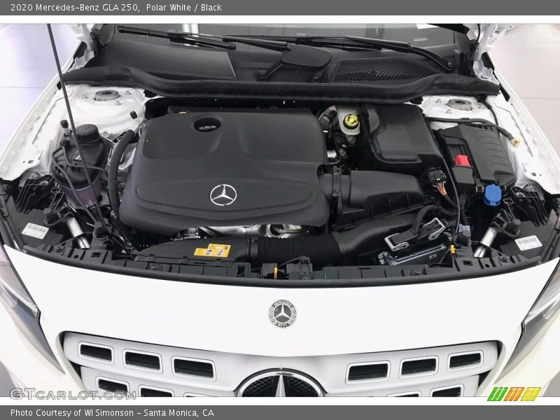 Polar White / Black 2020 Mercedes-Benz GLA 250