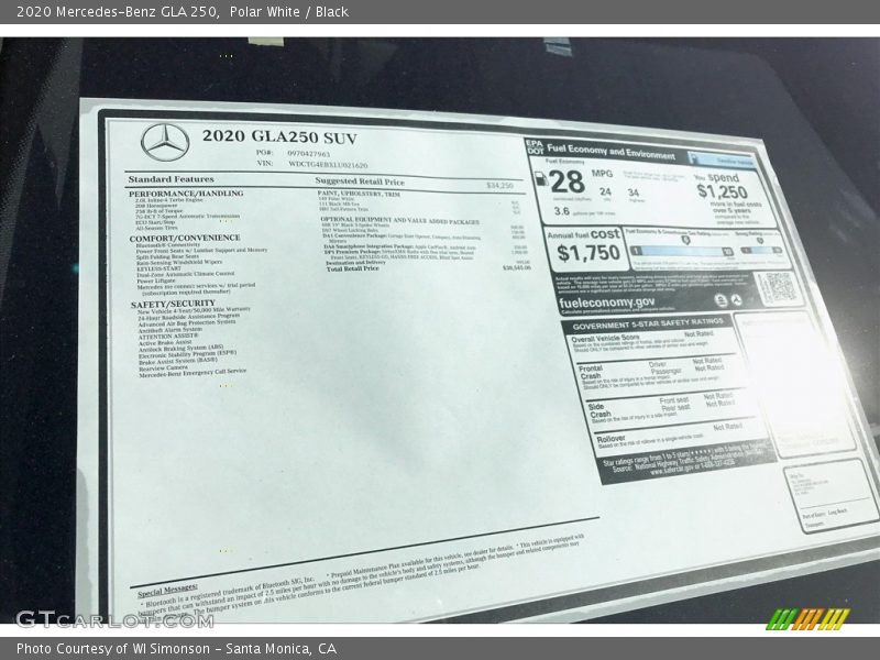 Polar White / Black 2020 Mercedes-Benz GLA 250