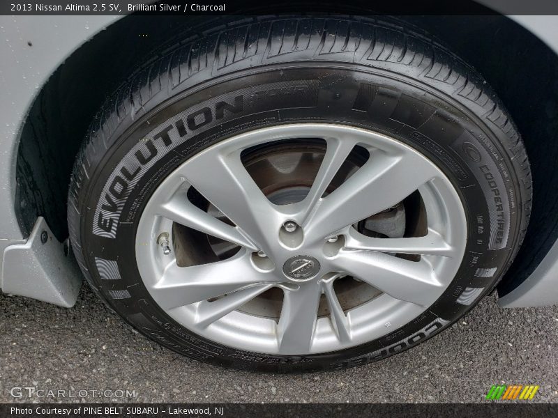 Brilliant Silver / Charcoal 2013 Nissan Altima 2.5 SV