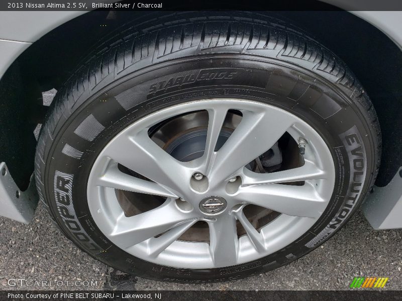 Brilliant Silver / Charcoal 2013 Nissan Altima 2.5 SV