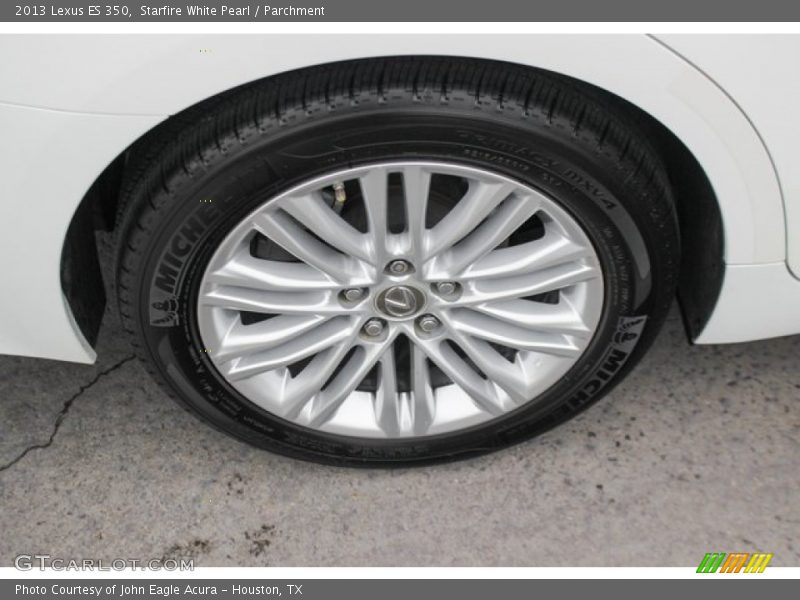 Starfire White Pearl / Parchment 2013 Lexus ES 350