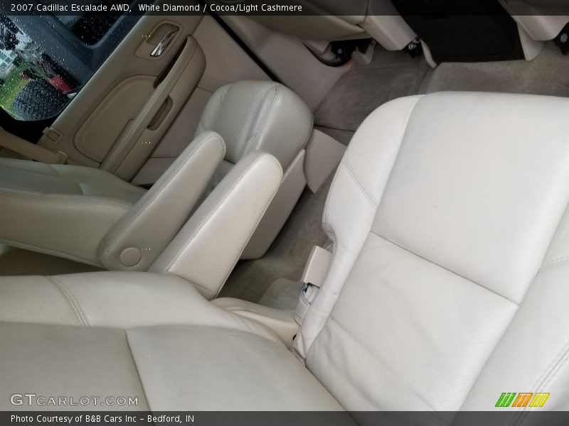 White Diamond / Cocoa/Light Cashmere 2007 Cadillac Escalade AWD
