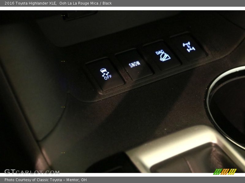 Ooh La La Rouge Mica / Black 2016 Toyota Highlander XLE