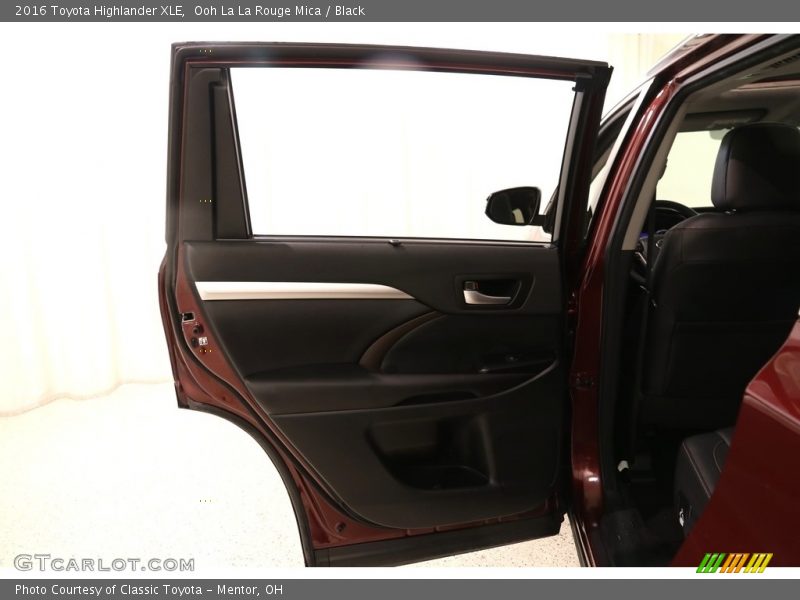 Ooh La La Rouge Mica / Black 2016 Toyota Highlander XLE