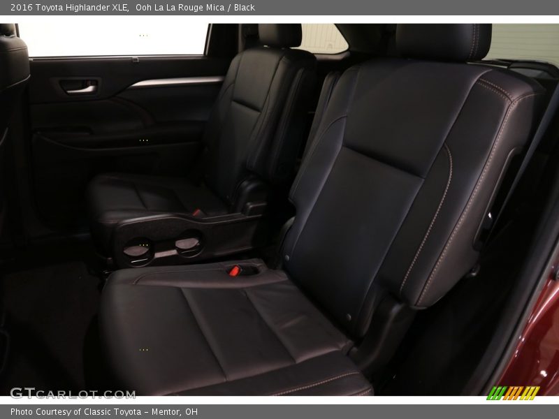 Ooh La La Rouge Mica / Black 2016 Toyota Highlander XLE