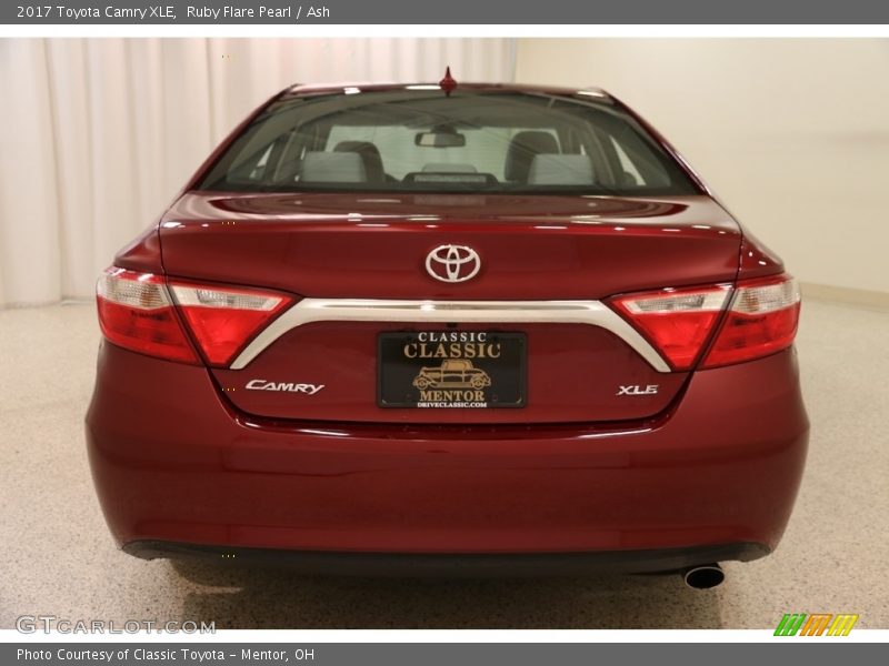 Ruby Flare Pearl / Ash 2017 Toyota Camry XLE