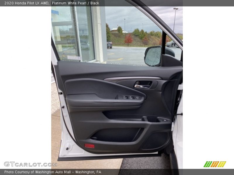 Door Panel of 2020 Pilot LX AWD