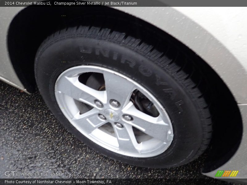 Champagne Silver Metallic / Jet Black/Titanium 2014 Chevrolet Malibu LS