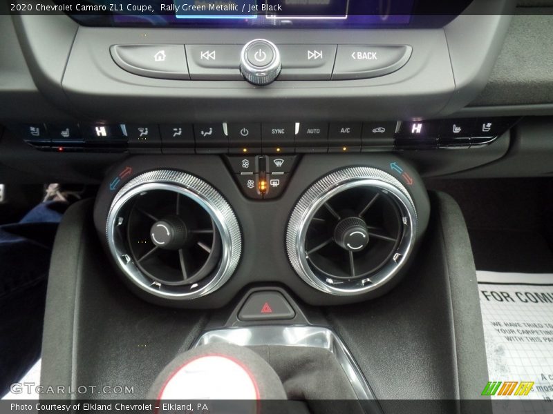 Controls of 2020 Camaro ZL1 Coupe