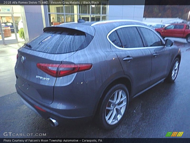 Vesuvio Gray Metallic / Black/Black 2018 Alfa Romeo Stelvio Ti AWD