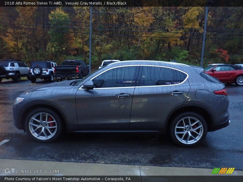 Vesuvio Gray Metallic / Black/Black 2018 Alfa Romeo Stelvio Ti AWD