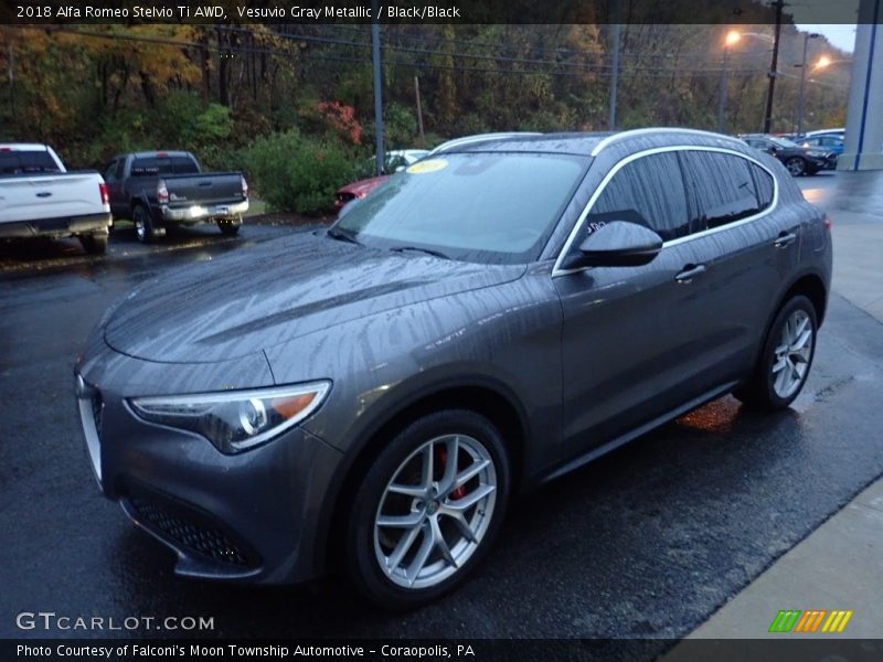 Vesuvio Gray Metallic / Black/Black 2018 Alfa Romeo Stelvio Ti AWD