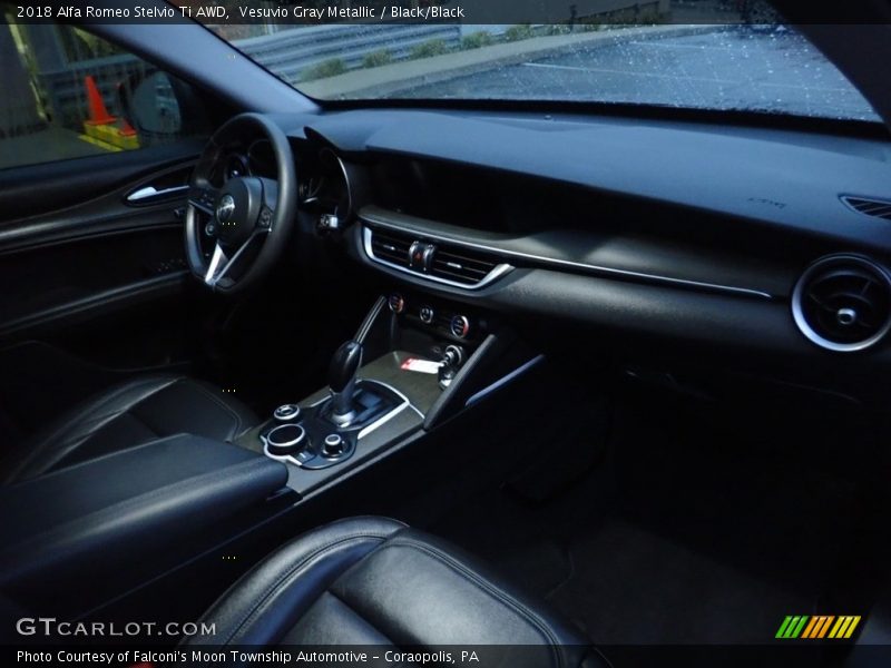 Vesuvio Gray Metallic / Black/Black 2018 Alfa Romeo Stelvio Ti AWD