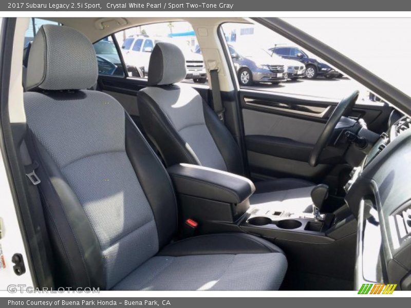 Crystal White Pearl / Sport Two-Tone Gray 2017 Subaru Legacy 2.5i Sport