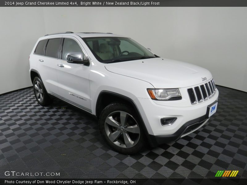 Bright White / New Zealand Black/Light Frost 2014 Jeep Grand Cherokee Limited 4x4