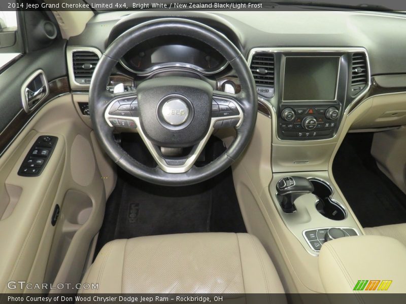 Bright White / New Zealand Black/Light Frost 2014 Jeep Grand Cherokee Limited 4x4