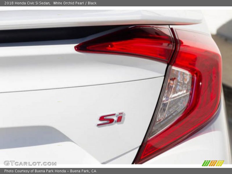 White Orchid Pearl / Black 2018 Honda Civic Si Sedan