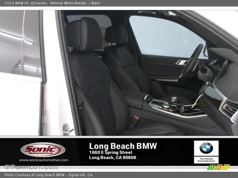 Mineral White Metallic / Black 2020 BMW X5 sDrive40i