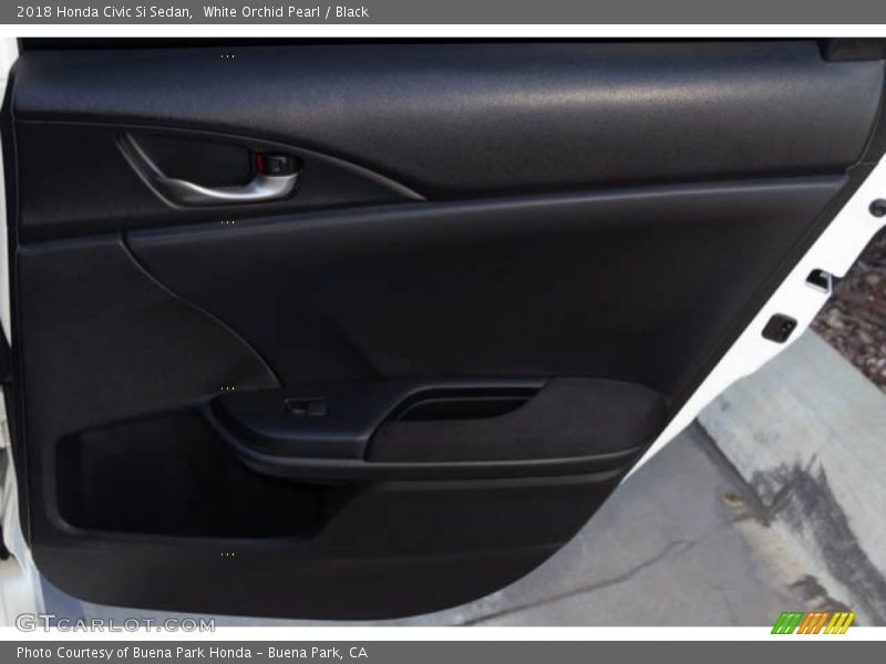 White Orchid Pearl / Black 2018 Honda Civic Si Sedan