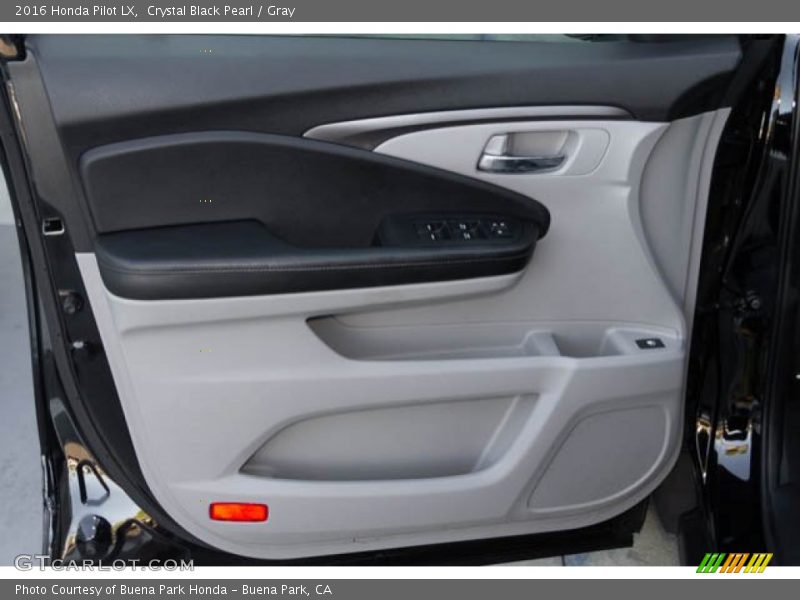 Crystal Black Pearl / Gray 2016 Honda Pilot LX