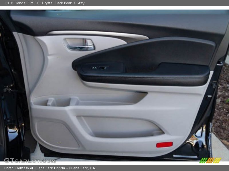 Crystal Black Pearl / Gray 2016 Honda Pilot LX