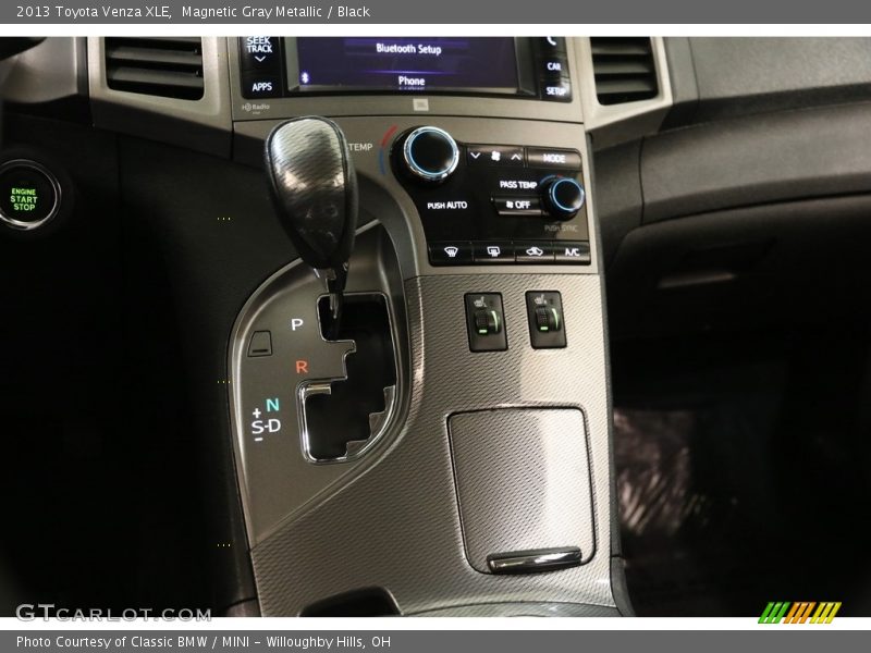 Magnetic Gray Metallic / Black 2013 Toyota Venza XLE