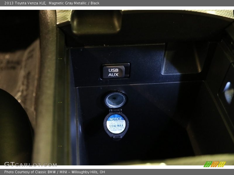 Magnetic Gray Metallic / Black 2013 Toyota Venza XLE