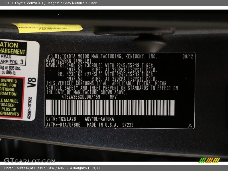 Magnetic Gray Metallic / Black 2013 Toyota Venza XLE