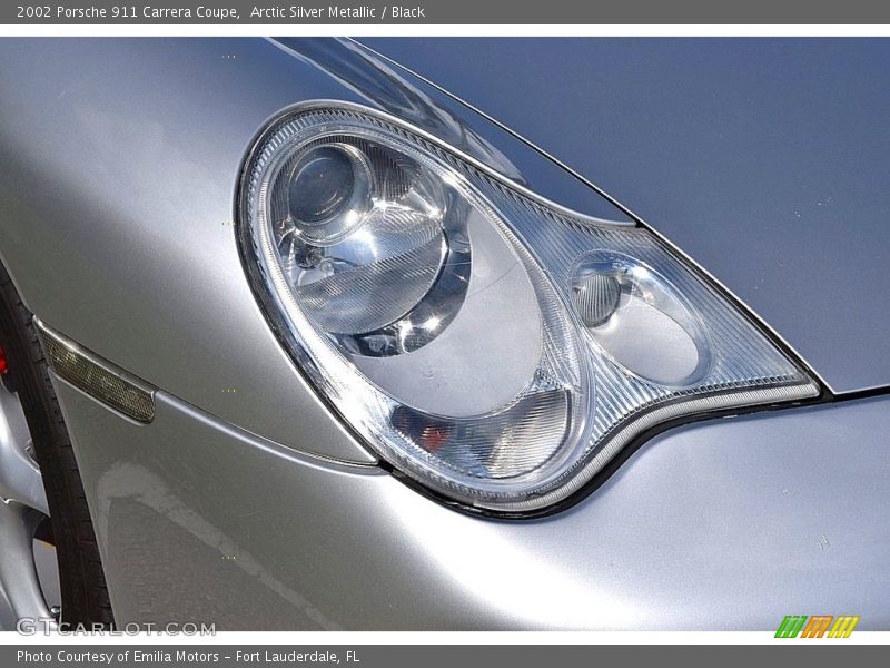 Arctic Silver Metallic / Black 2002 Porsche 911 Carrera Coupe
