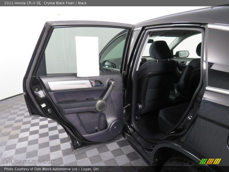 Crystal Black Pearl / Black 2011 Honda CR-V SE