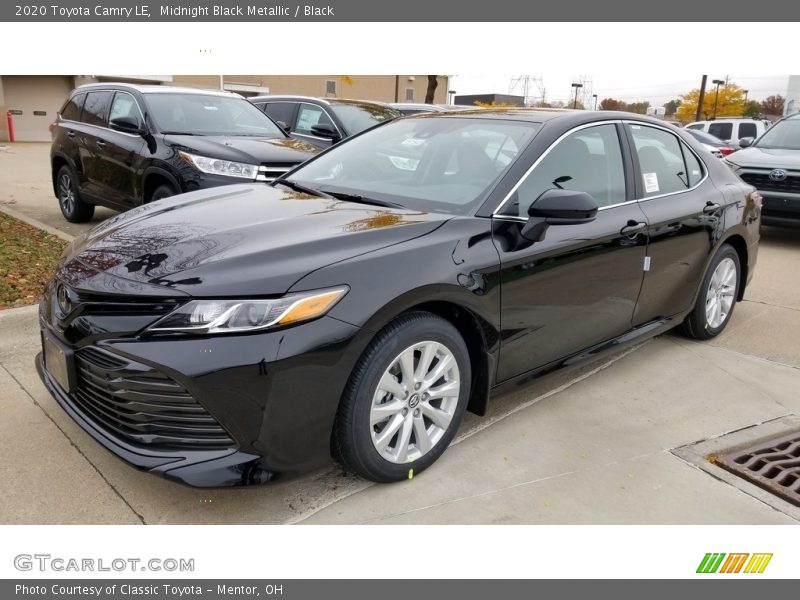 Midnight Black Metallic / Black 2020 Toyota Camry LE
