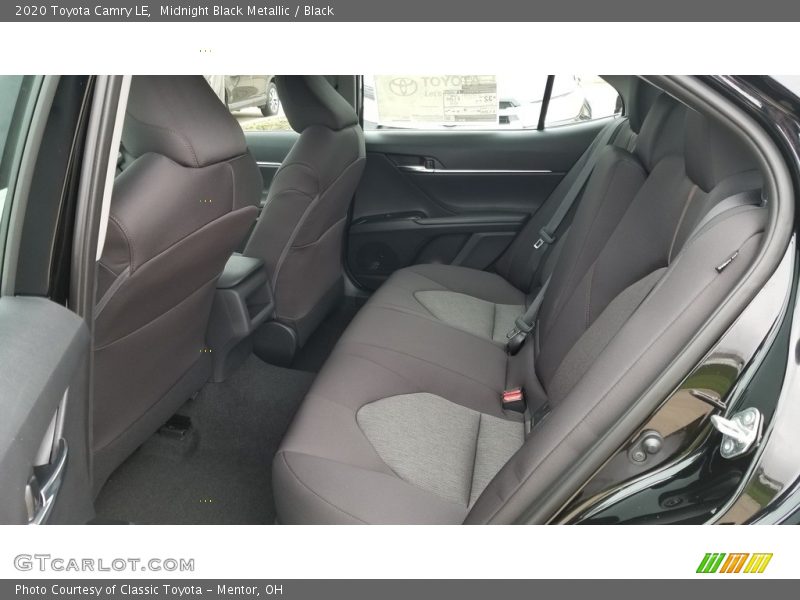 Midnight Black Metallic / Black 2020 Toyota Camry LE