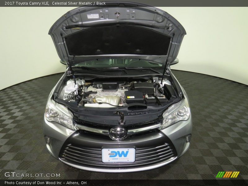 Celestial Silver Metallic / Black 2017 Toyota Camry XLE