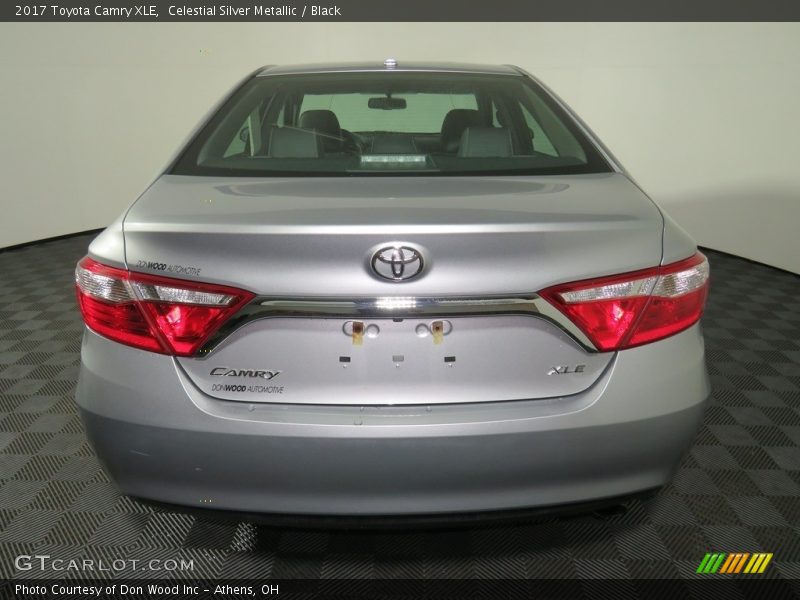 Celestial Silver Metallic / Black 2017 Toyota Camry XLE