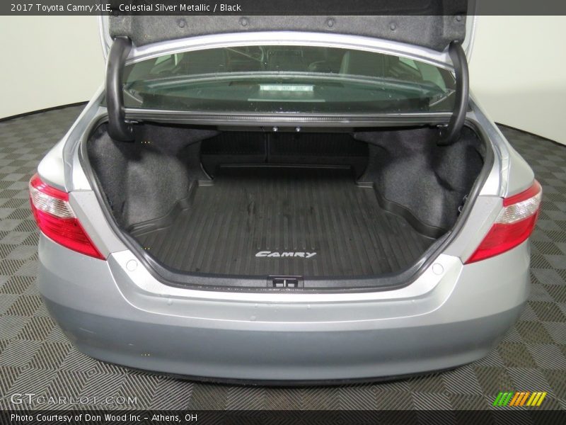 Celestial Silver Metallic / Black 2017 Toyota Camry XLE