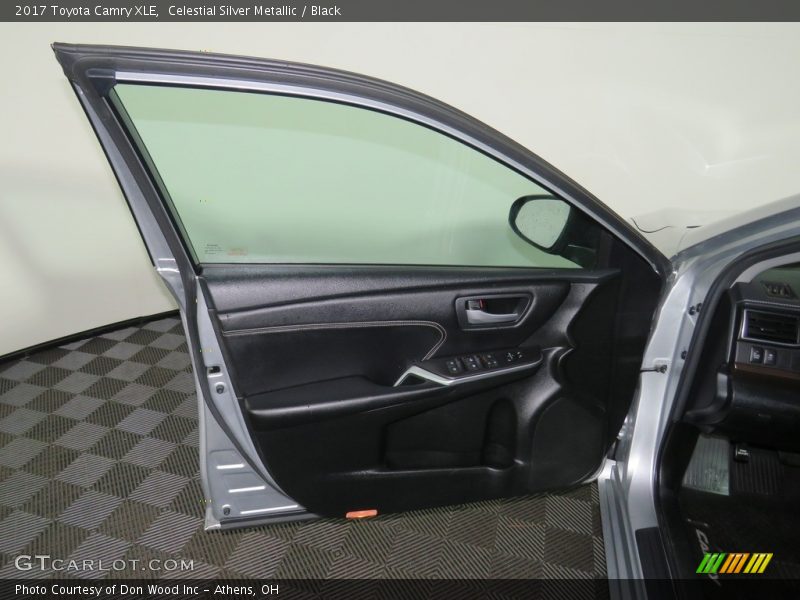 Celestial Silver Metallic / Black 2017 Toyota Camry XLE