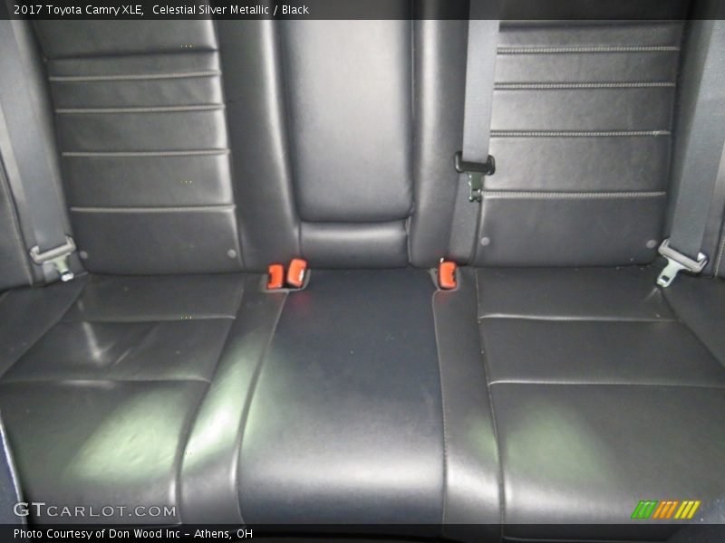 Celestial Silver Metallic / Black 2017 Toyota Camry XLE