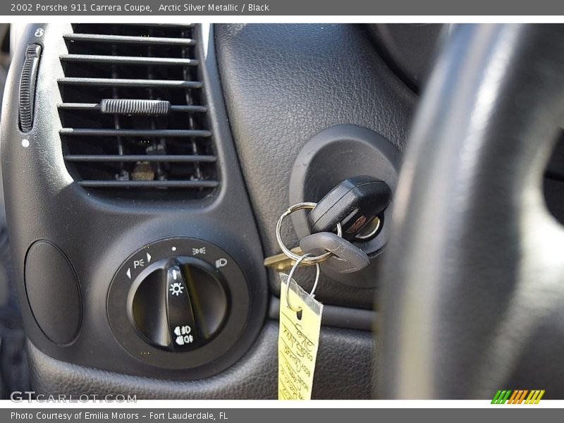 Keys of 2002 911 Carrera Coupe