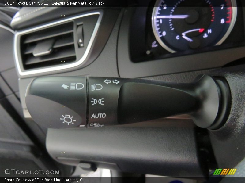 Celestial Silver Metallic / Black 2017 Toyota Camry XLE
