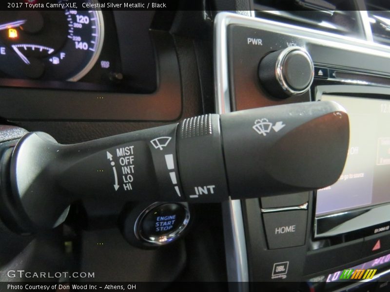 Celestial Silver Metallic / Black 2017 Toyota Camry XLE