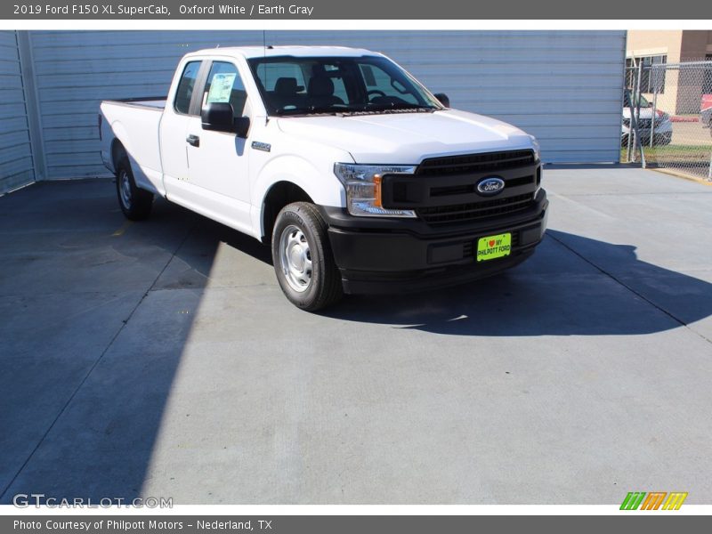 Oxford White / Earth Gray 2019 Ford F150 XL SuperCab