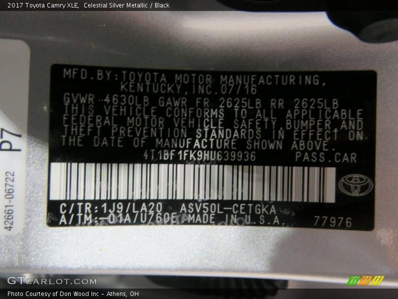 Celestial Silver Metallic / Black 2017 Toyota Camry XLE